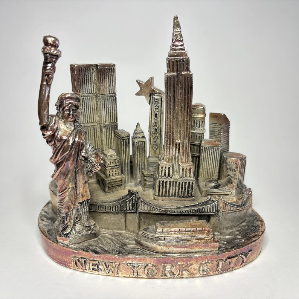 NYC Bldgs Statue Of Liberty World Trade Center NEW YORK Skyline Souvenir AS IS!